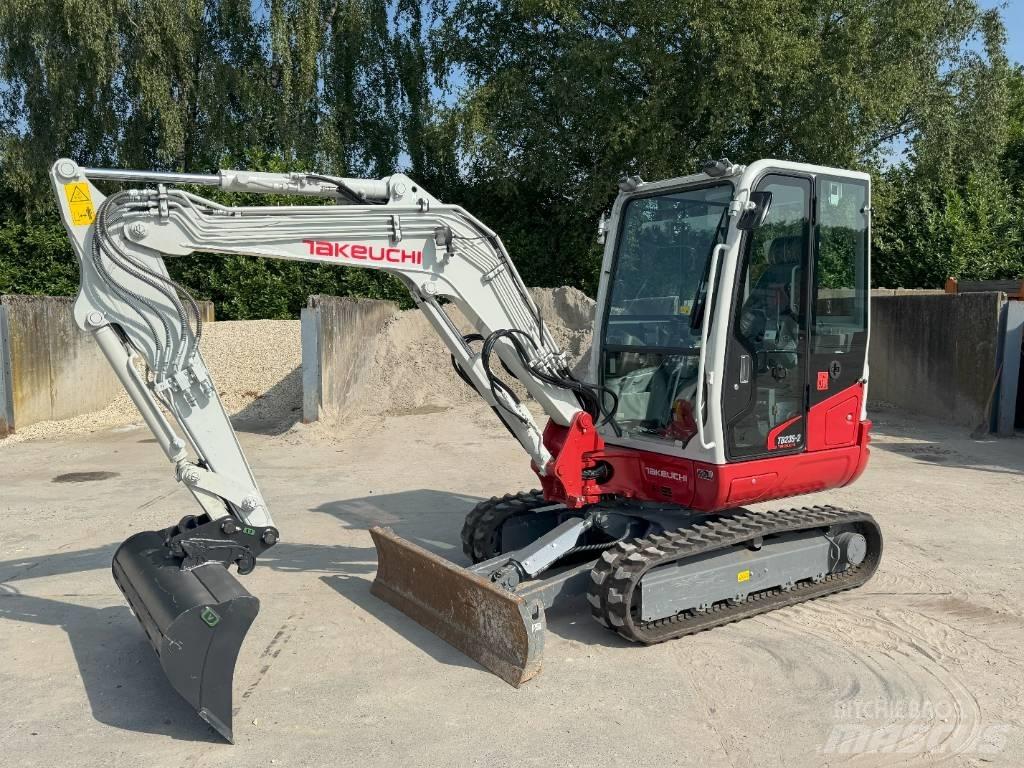 Takeuchi TB 235-2 Minigravemaskiner