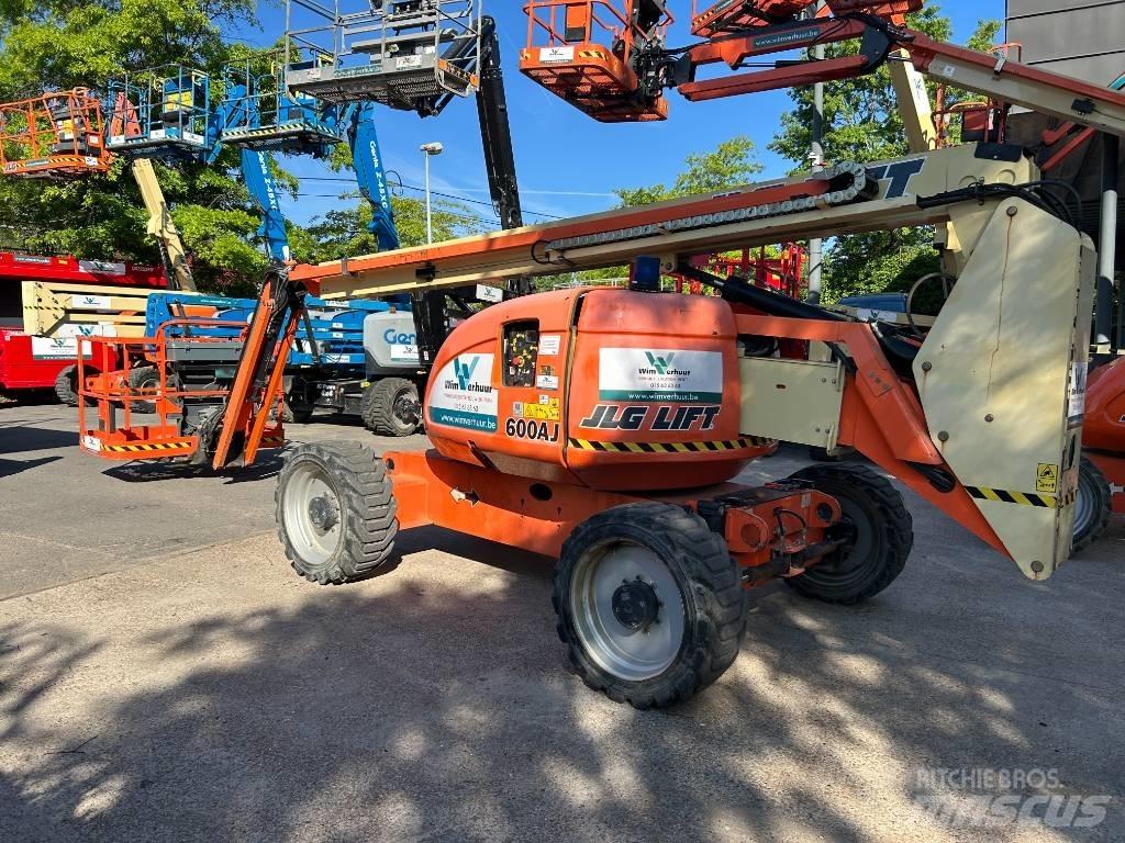 JLG 600 AJ Bomlifte med knækarm