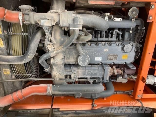 Doosan DX 225 LC-3 Gravemaskiner på larvebånd