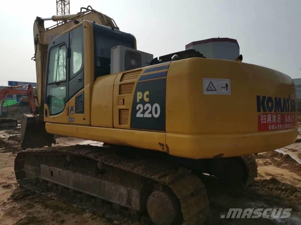 Komatsu PC 220-8 Gravemaskiner på larvebånd