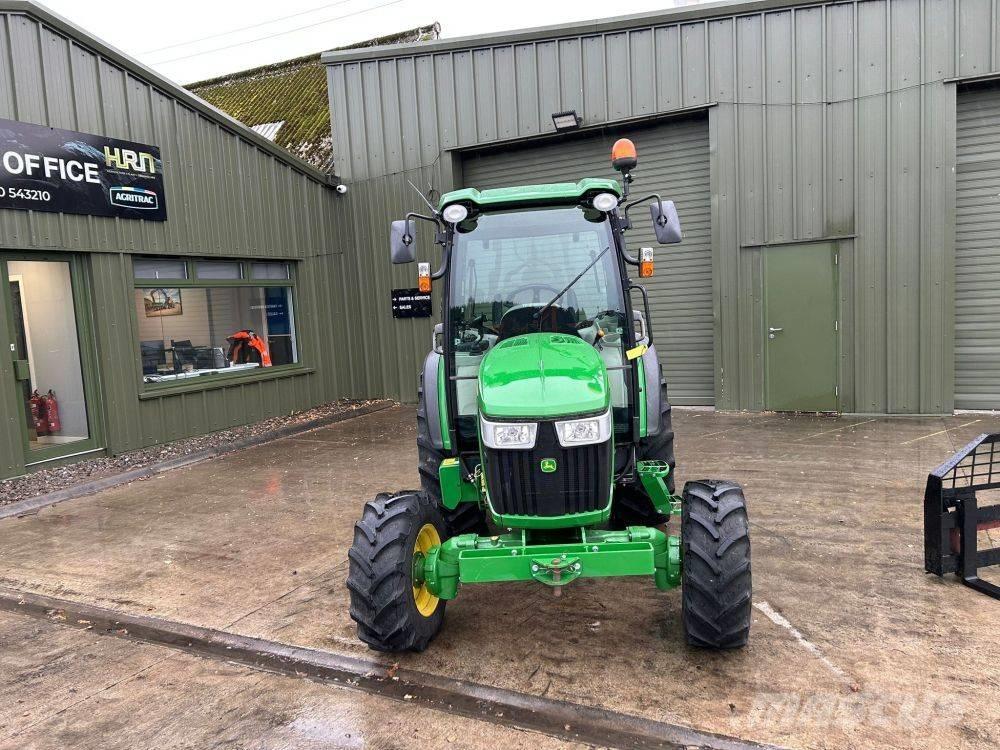 John Deere 4049 R Kompakte traktorer