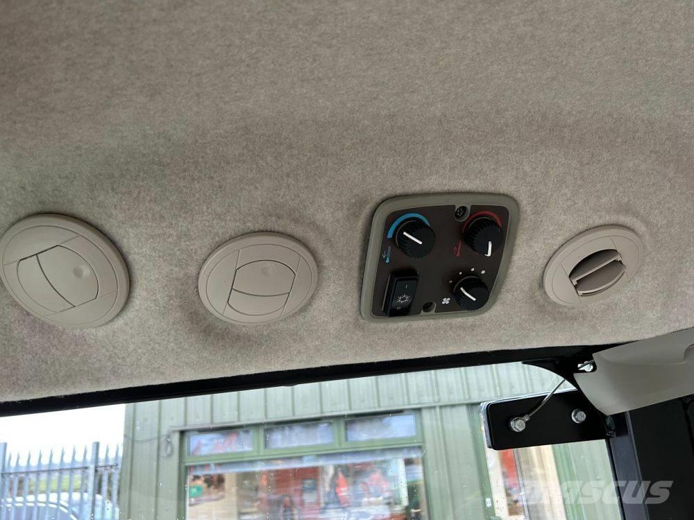 John Deere 4049 R Kompakte traktorer