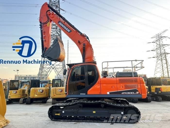 Doosan DX 300LC-9C Gravemaskiner på larvebånd
