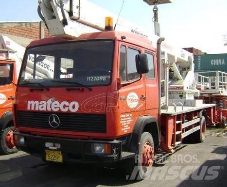 Daimler-Benz 1317 Lastbilmonterede lifte