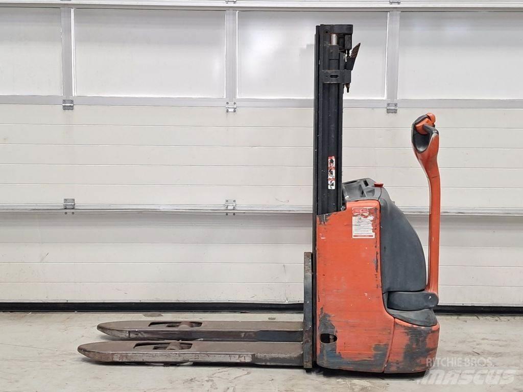 Linde L10B Gaffelstabler med gående fører