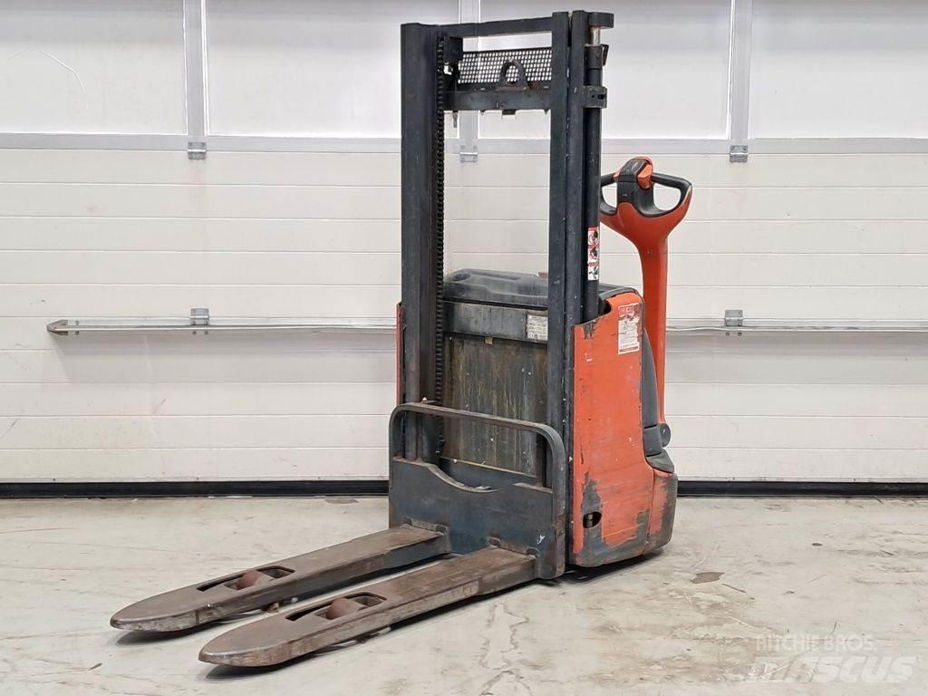 Linde L10B Gaffelstabler med gående fører