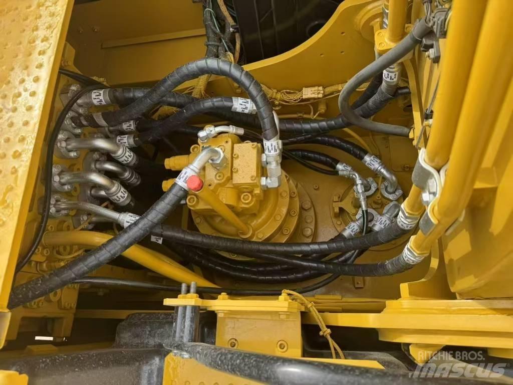CAT 323GC Gravemaskiner på larvebånd