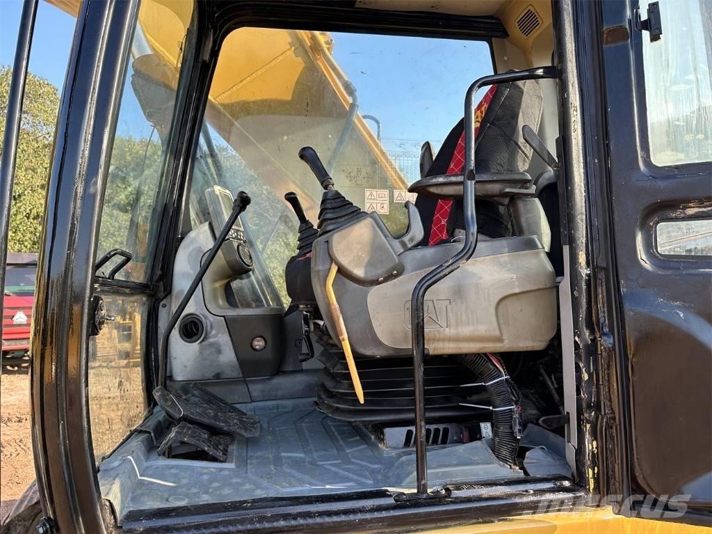 CAT 320 D Gravemaskiner på larvebånd