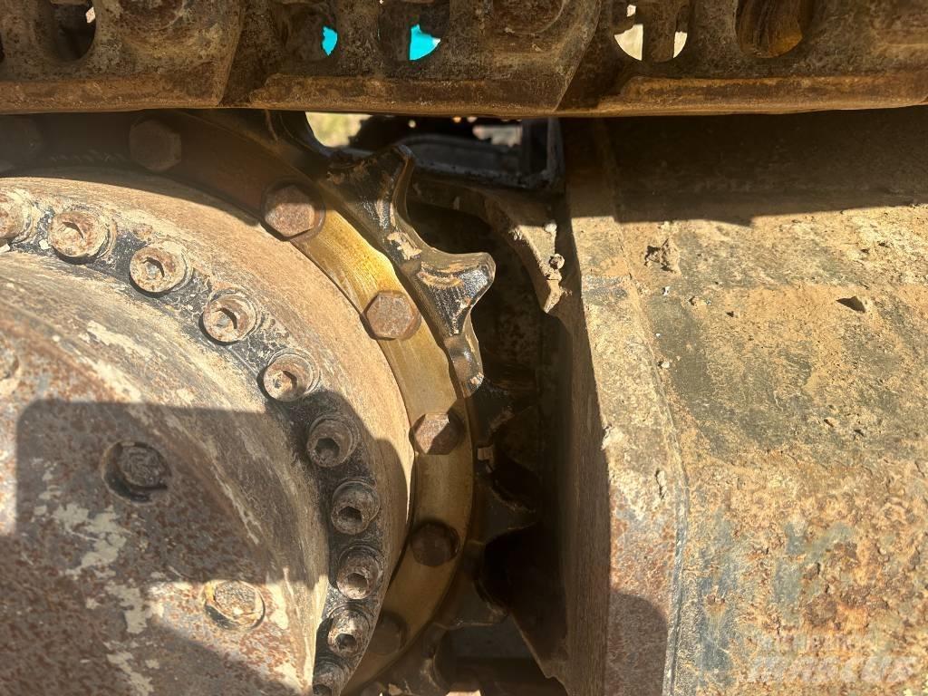 CAT 320FL Gravemaskiner på larvebånd