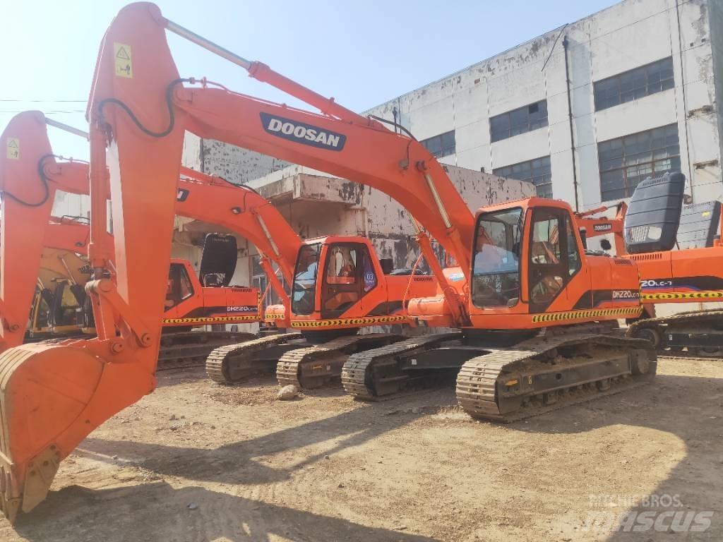 Doosan DH220LC-7 Gravemaskiner på larvebånd