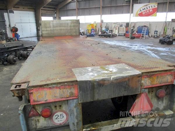  RAAF R016 Semi-trailer med containerramme