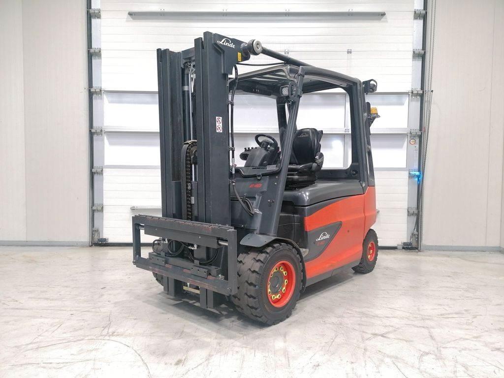Linde E40HL-01/600 El gaffeltrucks