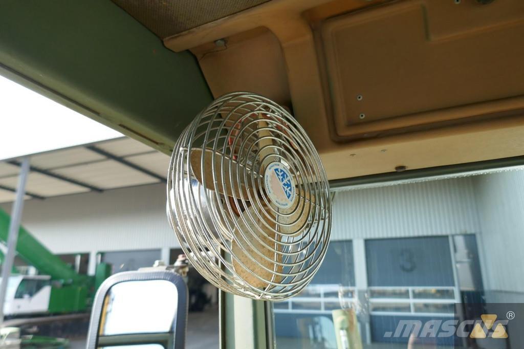 CAT 130G Ex-army Vejhøvle / Gradere