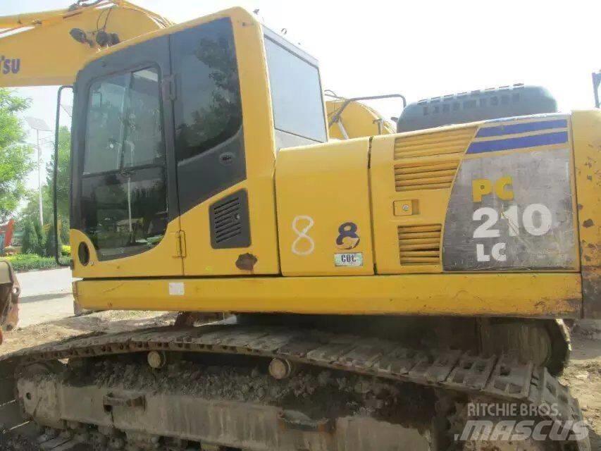Komatsu PC 210-7 Gravemaskiner på larvebånd