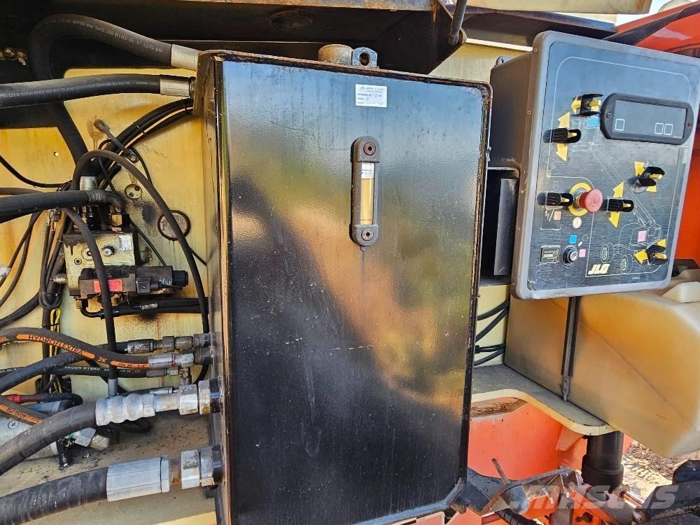 JLG 680S Teleskoplifte
