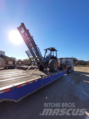 CASE 586H Terrængående gaffeltruck