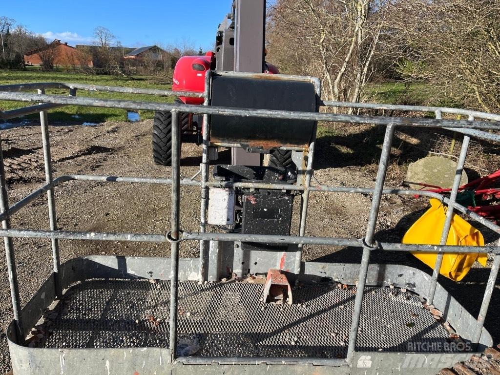 Manitou 200 ATJ Bomlifte med knækarm