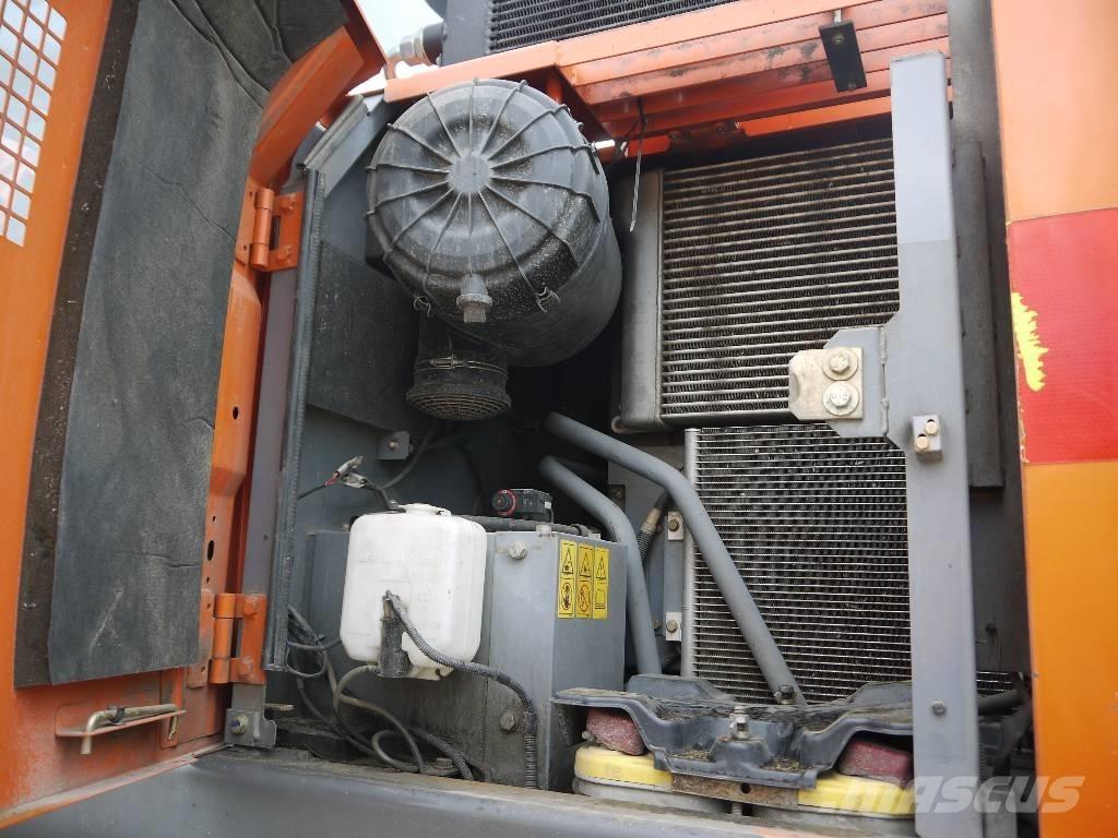 Hitachi ZX 145 W-3 Gravemaskiner på hjul