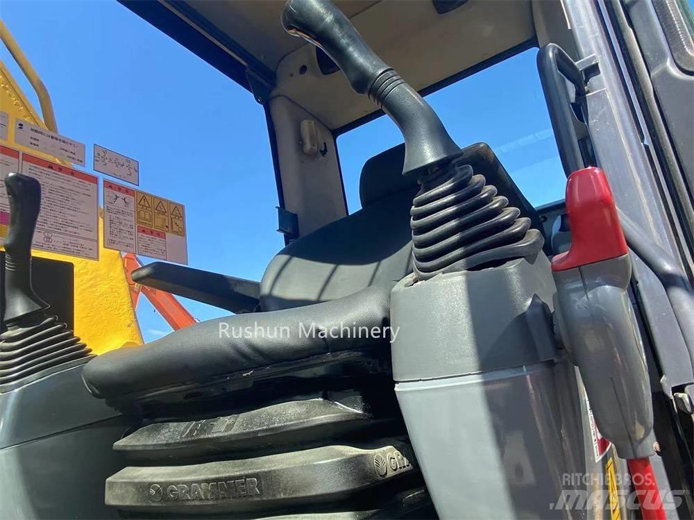 Komatsu PC 200 Gravemaskiner på larvebånd