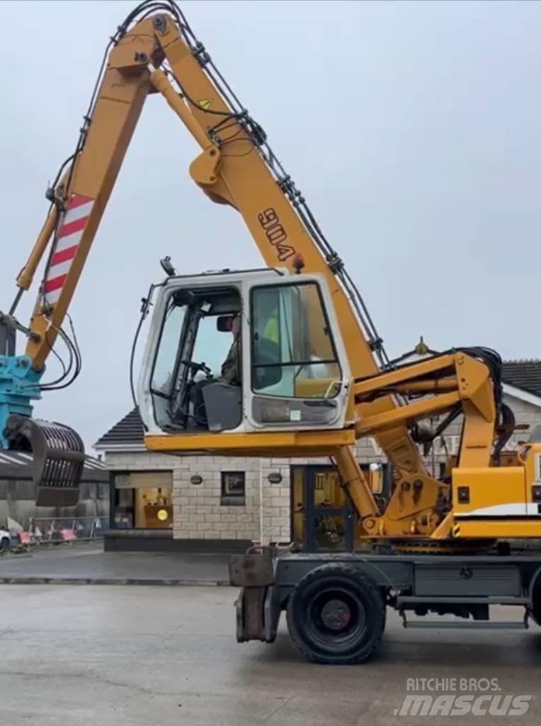 Liebherr A 904 C Materialehåndteringsmaskiner