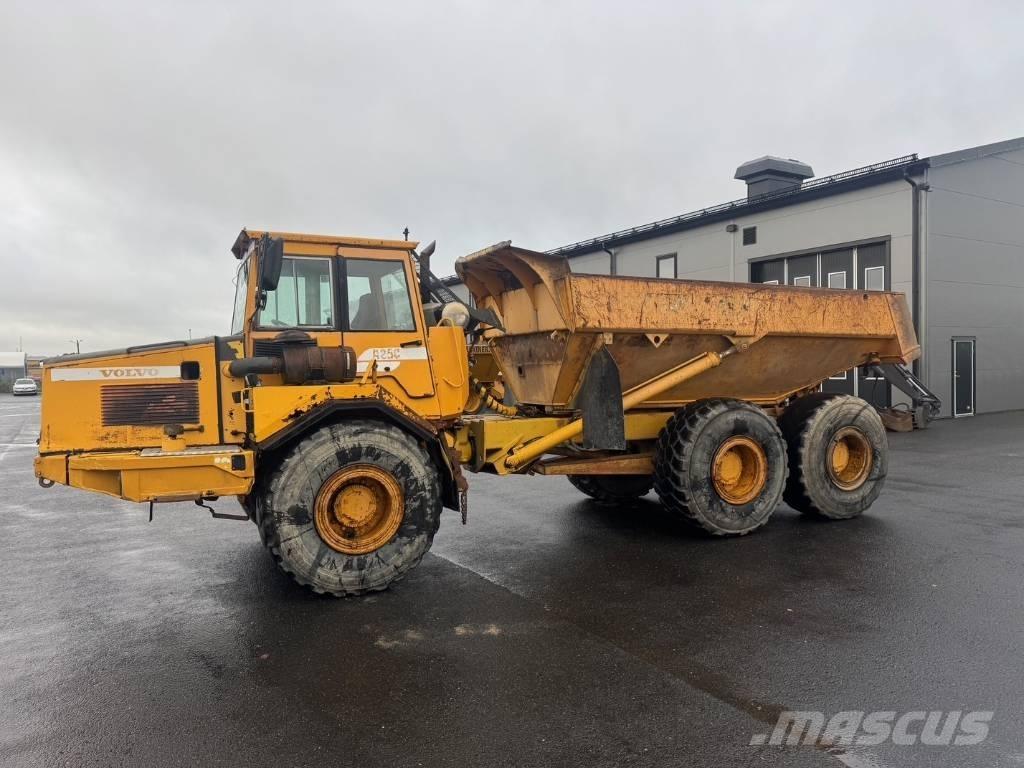 Volvo A 25 C 6x6 Terrængående lastbiler