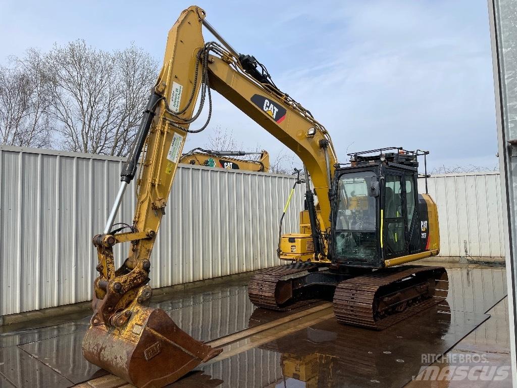CAT 313 F Gravemaskiner på larvebånd