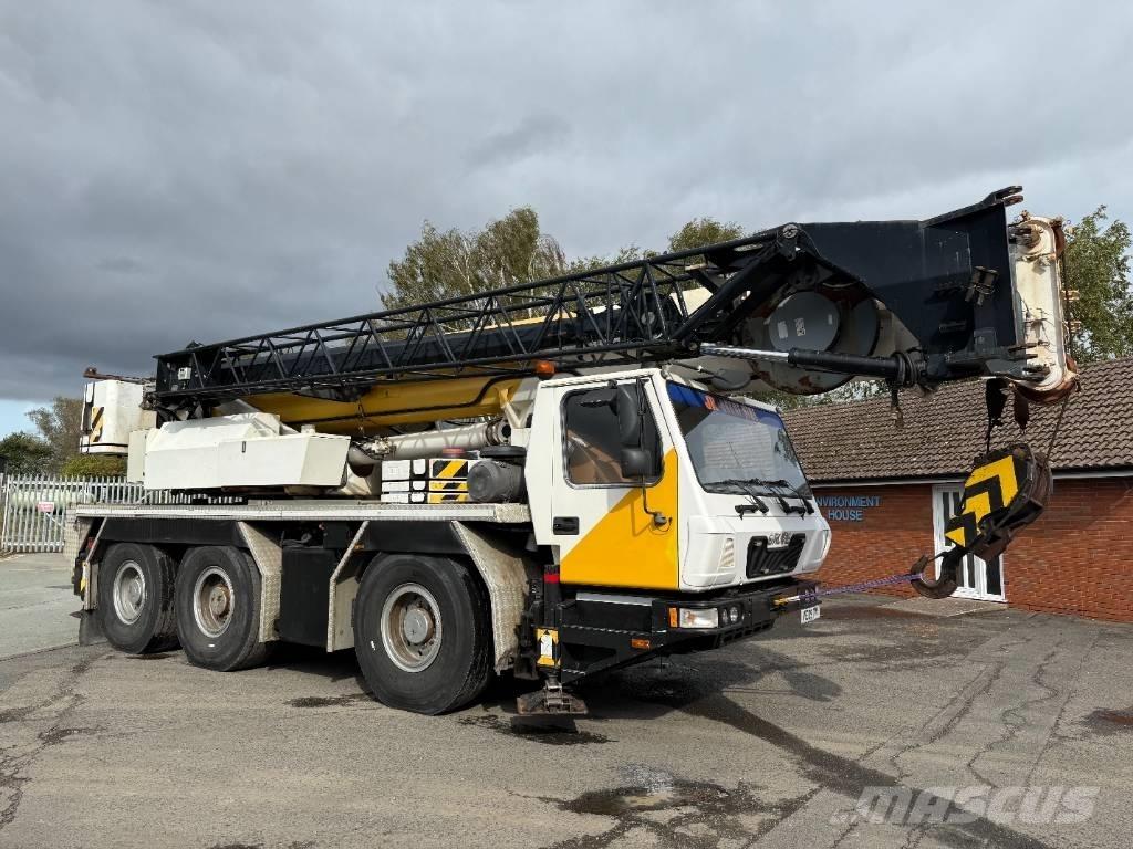 Grove GMK 3055 Kraner til alt terræn