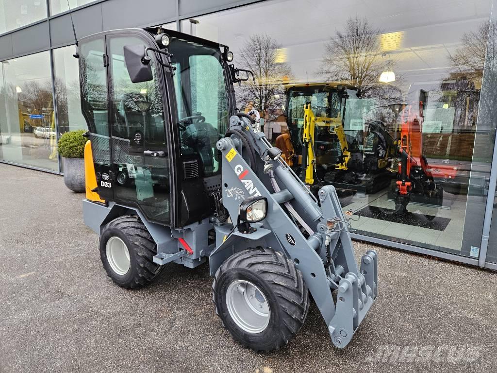 GiANT D 332 SWT Læssemaskiner på hjul