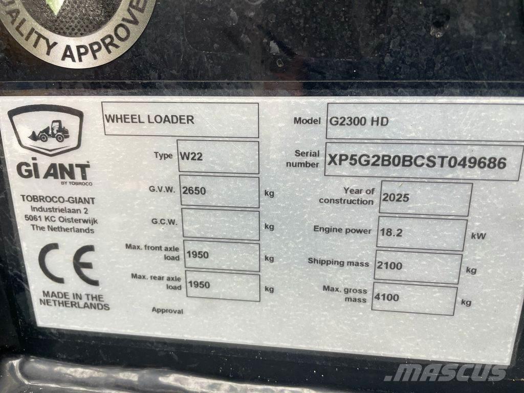 GiANT G2300 HD Læssemaskiner på hjul