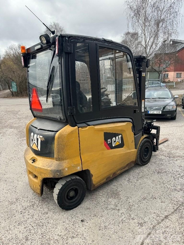 CAT EP25N El gaffeltrucks