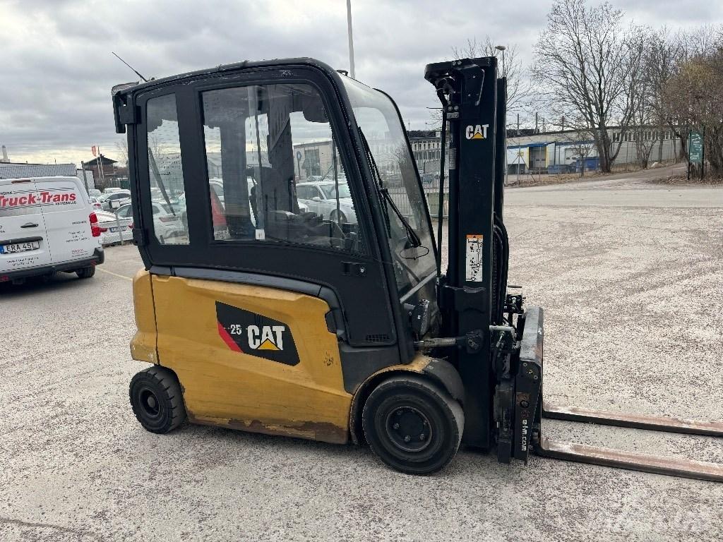 CAT EP25N El gaffeltrucks