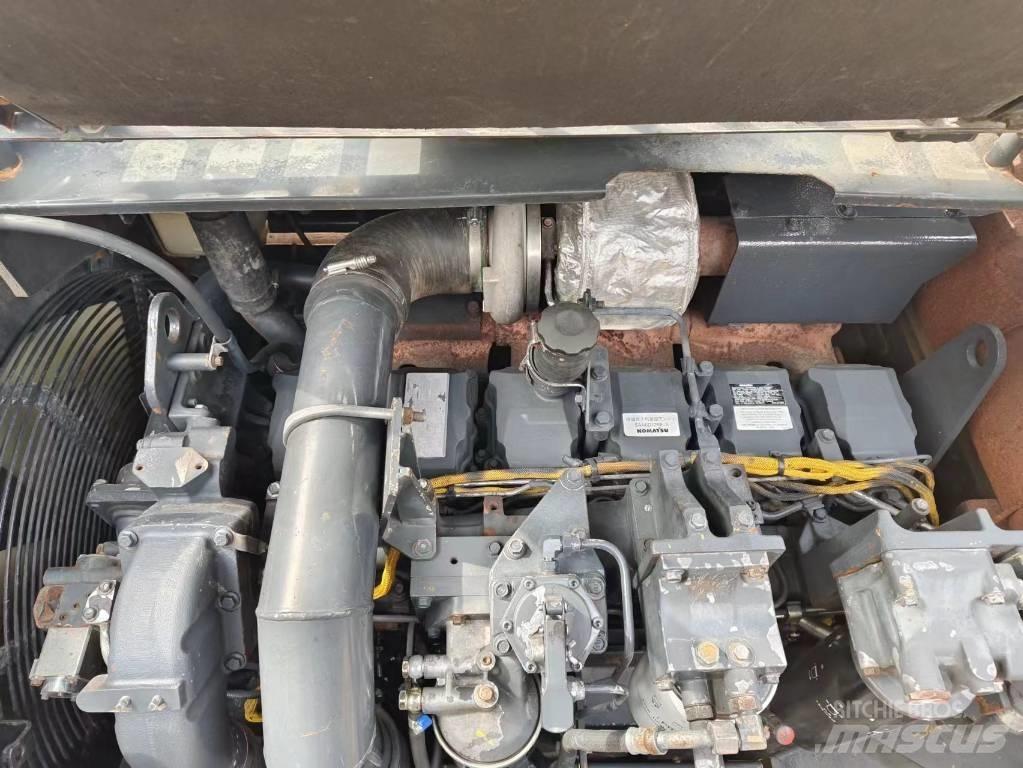 Komatsu PC 450-8 Gravemaskiner på larvebånd
