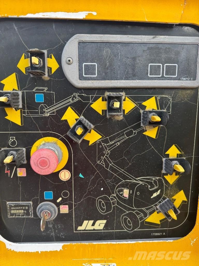 JLG 450 AJ Bomlifte med knækarm