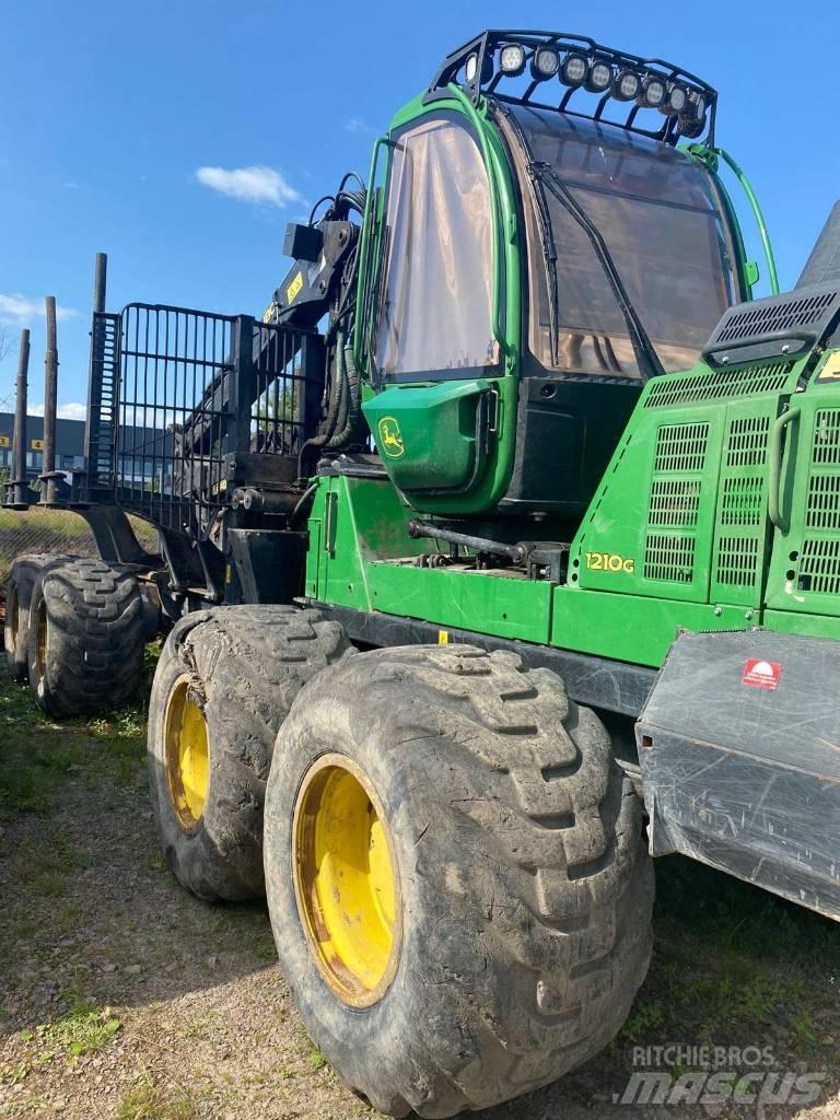 John Deere 1210 G Udkørselsmaskiner