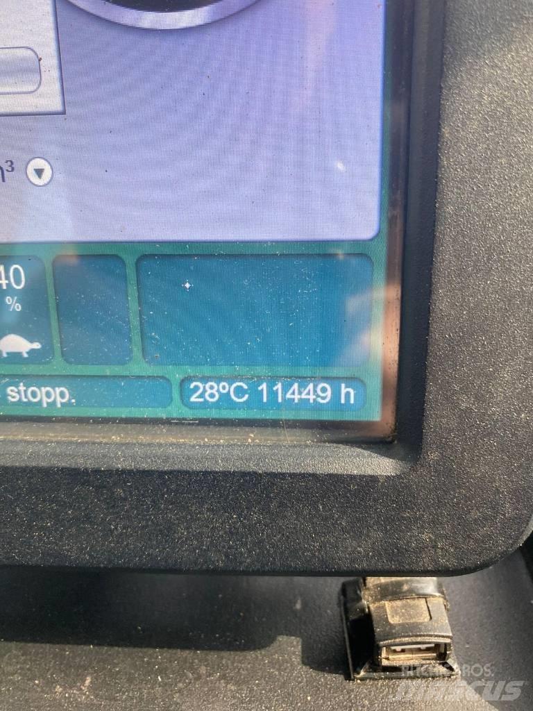 John Deere 1210 G Udkørselsmaskiner