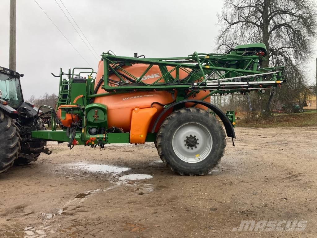 Amazone UX 5200 Trailersprøjter
