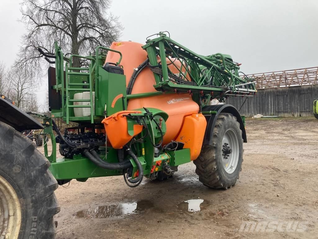 Amazone UX 5200 Trailersprøjter