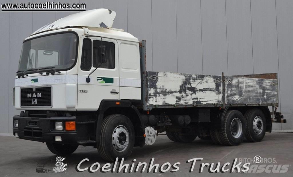 MAN 26.292 Lastbil med lad/Flatbed
