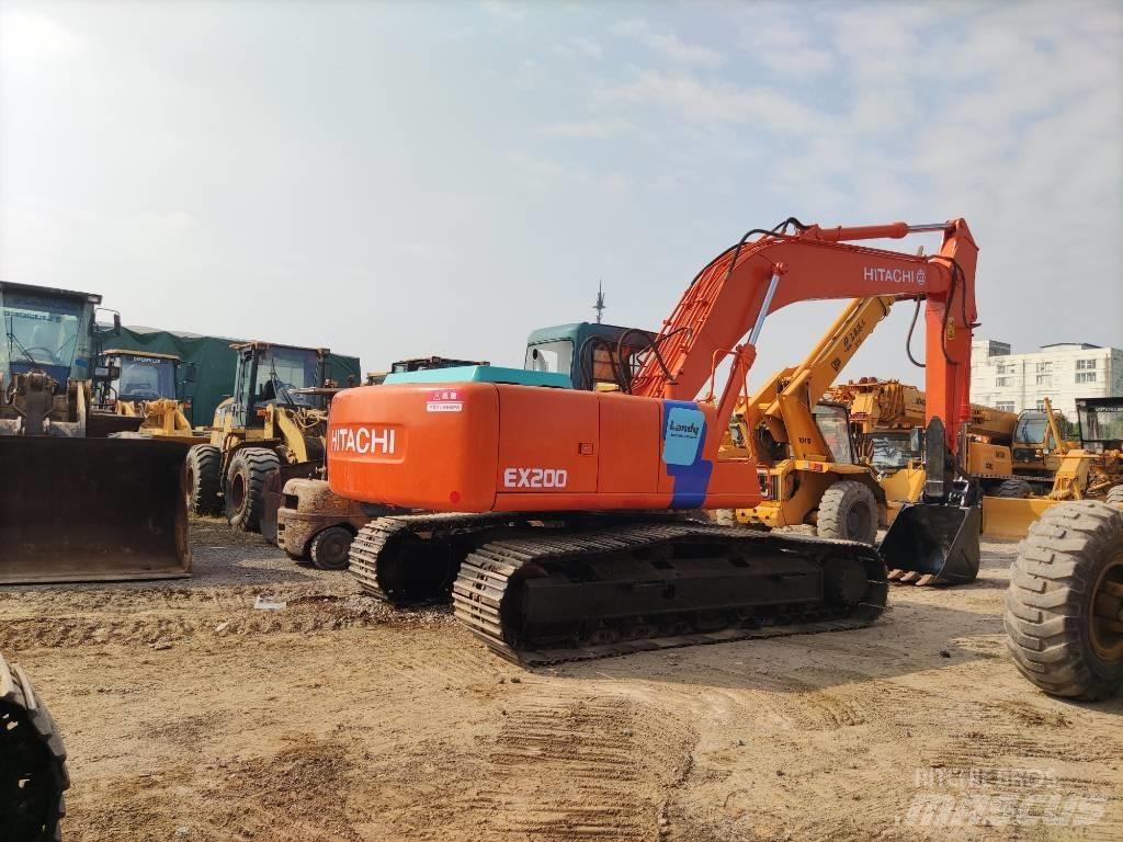 Hitachi EX 200-3 Gravemaskiner på larvebånd