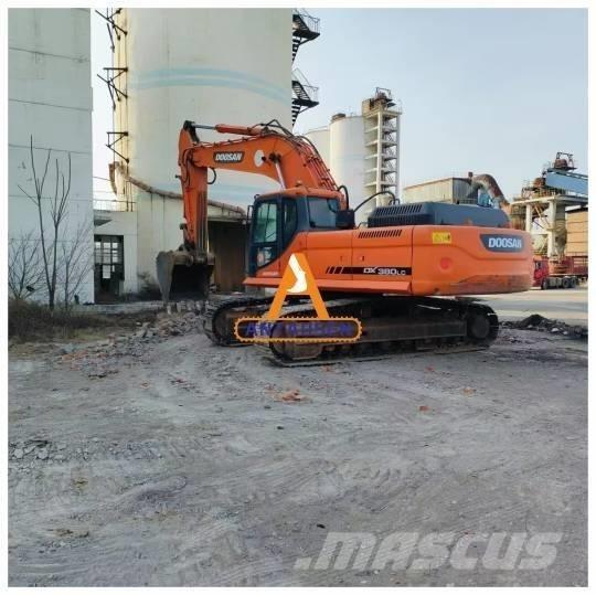 Doosan DX 380 LC Gravemaskiner på larvebånd