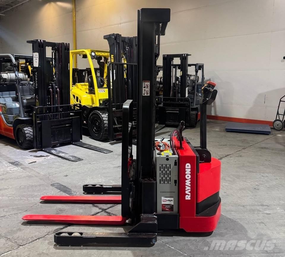 Raymond RSS40 Selvkørende stablere