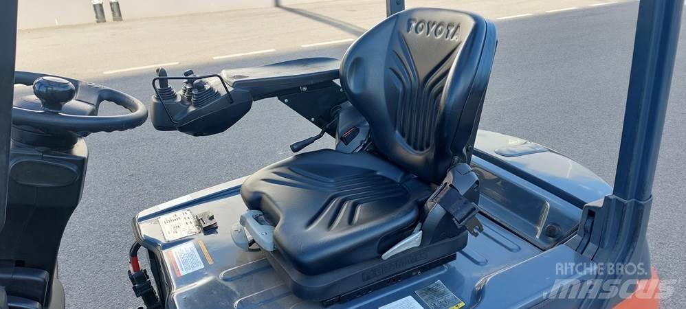 Toyota 8FBMT16 El gaffeltrucks