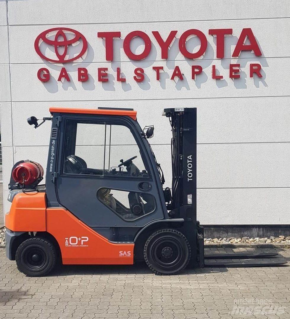 Toyota 02-8FGF25 LPG gaffeltrucks