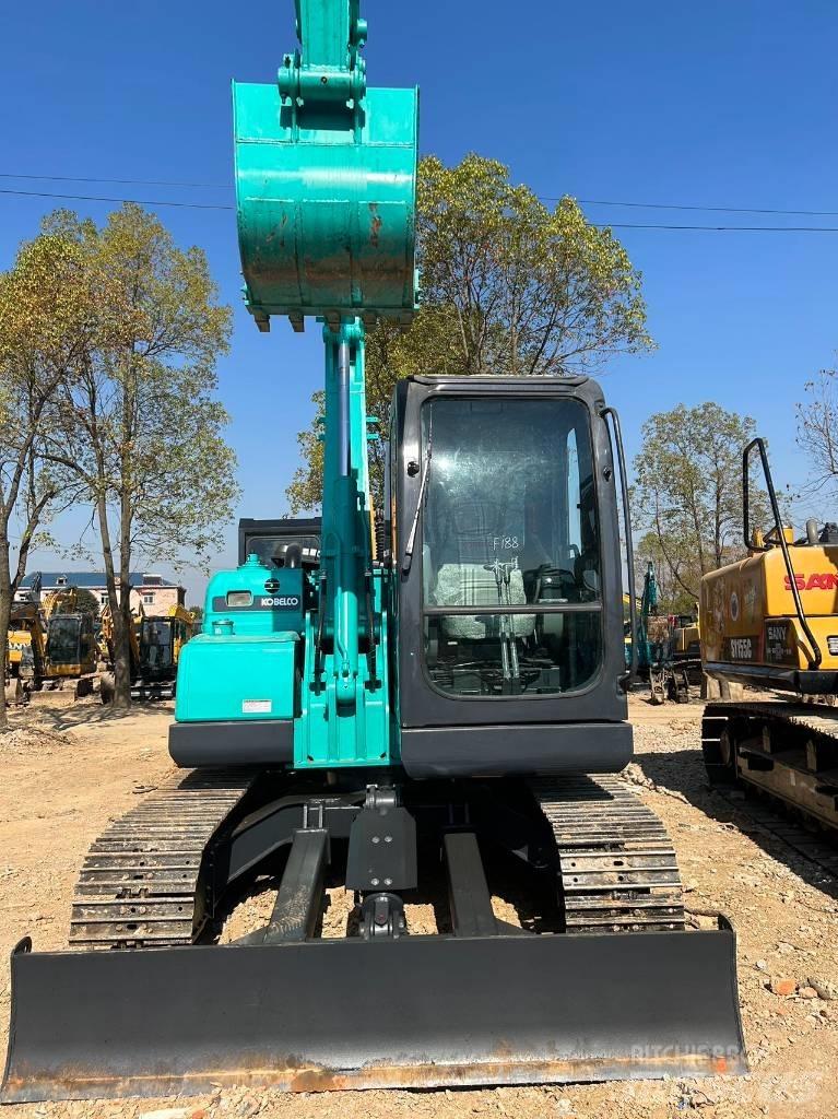 Kobelco SK 75 Minigravemaskiner