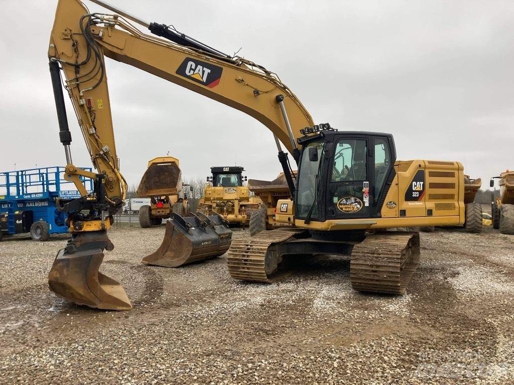 CAT 323 - nextgen Gravemaskiner på larvebånd
