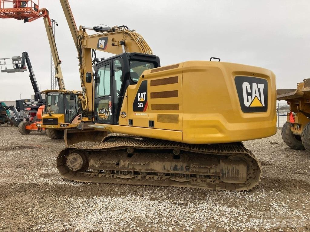 CAT 323 - nextgen Gravemaskiner på larvebånd