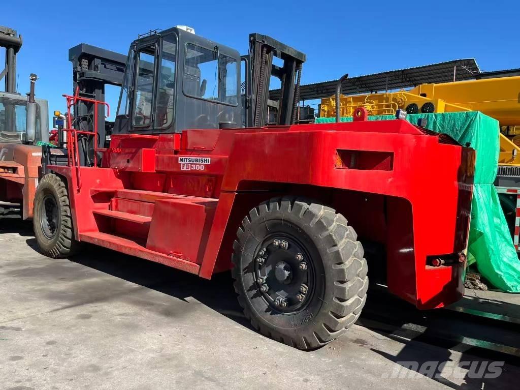 Mitsubishi FD 30 T Diesel gaffeltrucks