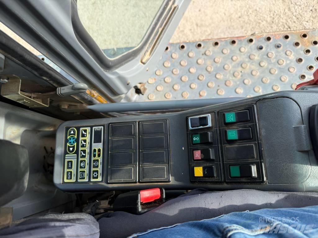Volvo EC 360 B LC Gravemaskiner på larvebånd
