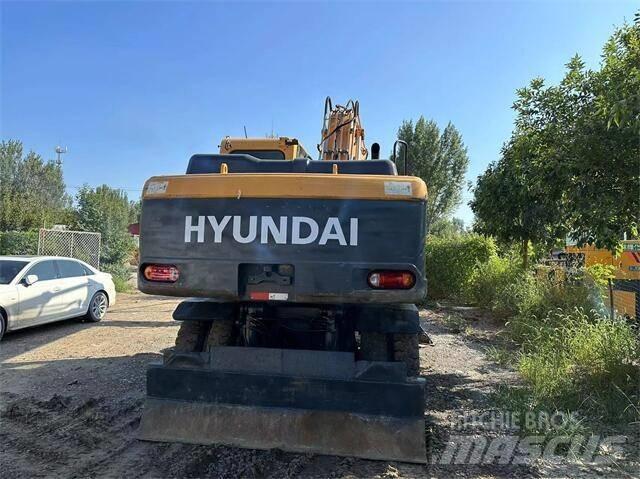 Hyundai 210W Gravemaskiner på hjul
