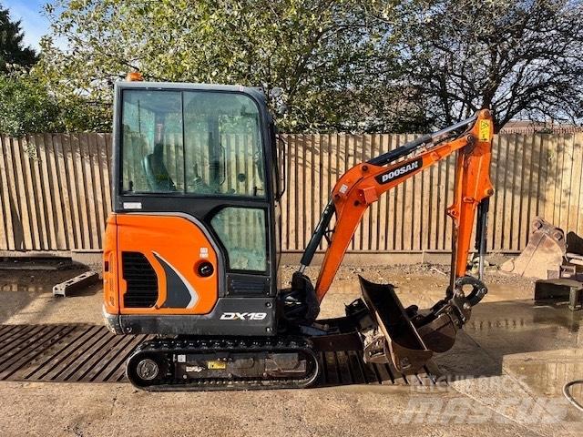 Doosan DX 19 Minigravemaskiner